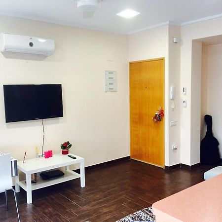 Apartamento de diseño en la mejor zona Playa Gandia. Exterior foto