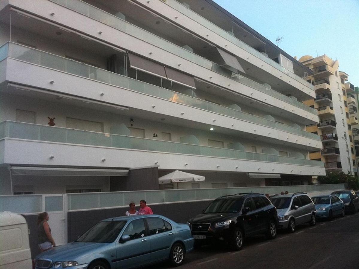 Apartamento de diseño en la mejor zona Playa Gandia. Exterior foto