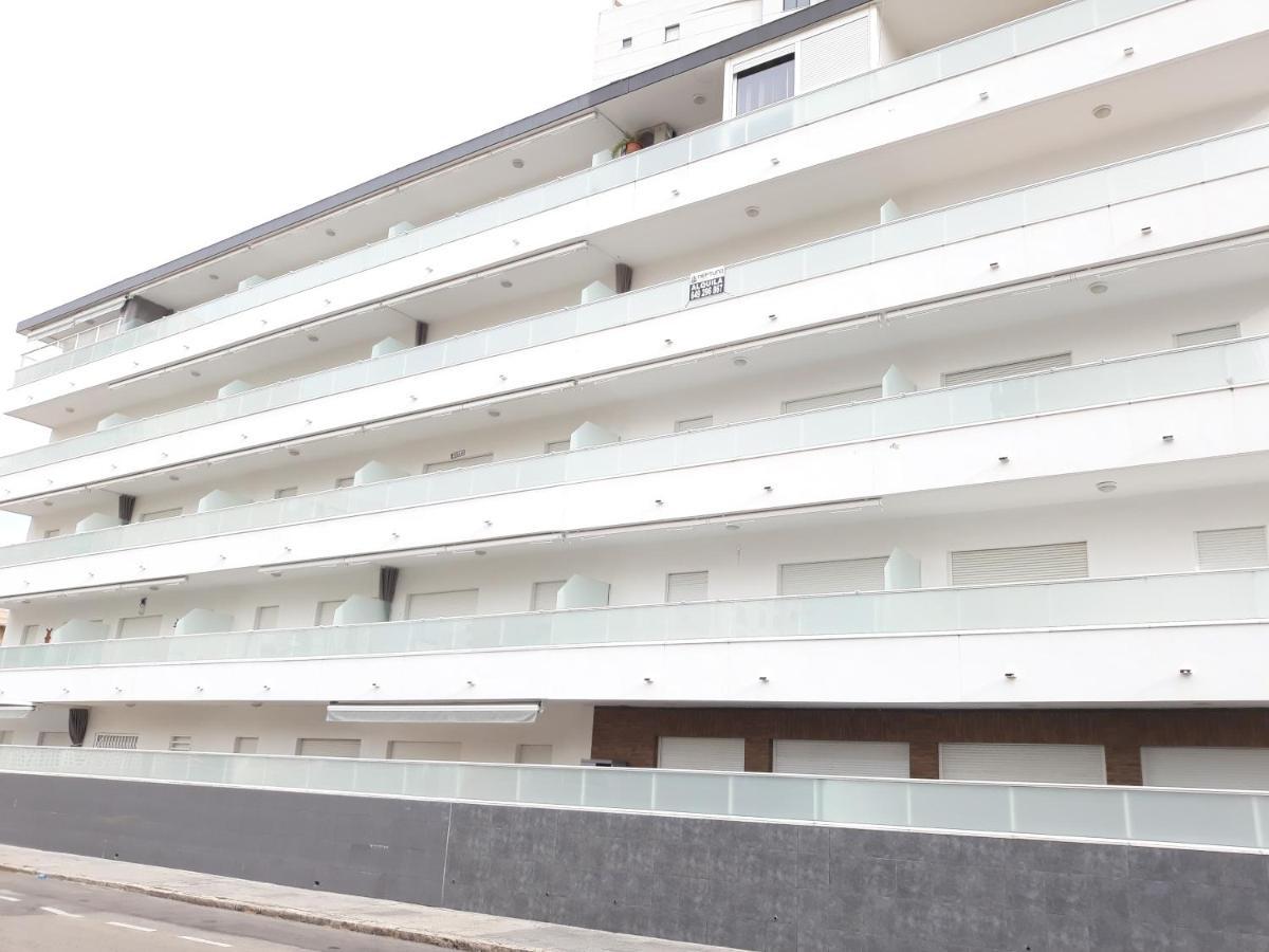 Apartamento de diseño en la mejor zona Playa Gandia. Exterior foto