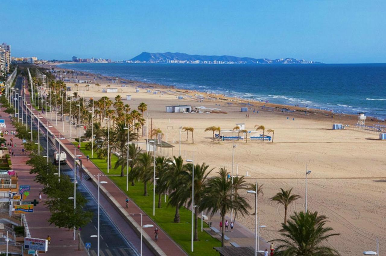 Apartamento de diseño en la mejor zona Playa Gandia. Exterior foto